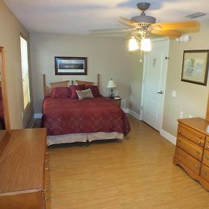 The Chassahowitzka Hotel